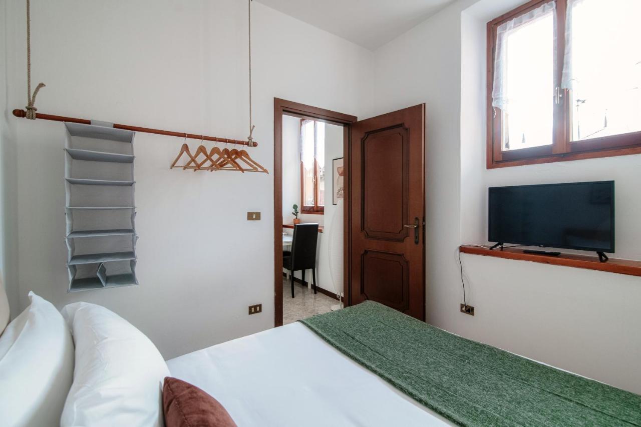 Apartment Piazza Roma By Quokka 360 - Historic Flat In The Centre Of Como Eksteriør bilde